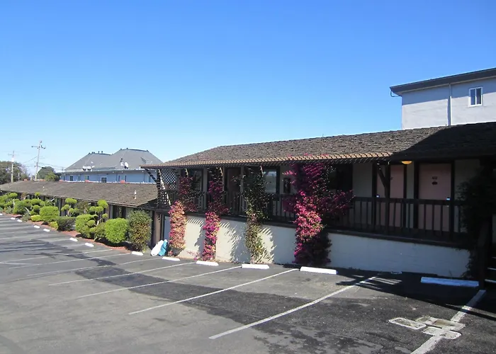 Monterey Fairgrounds Inn
