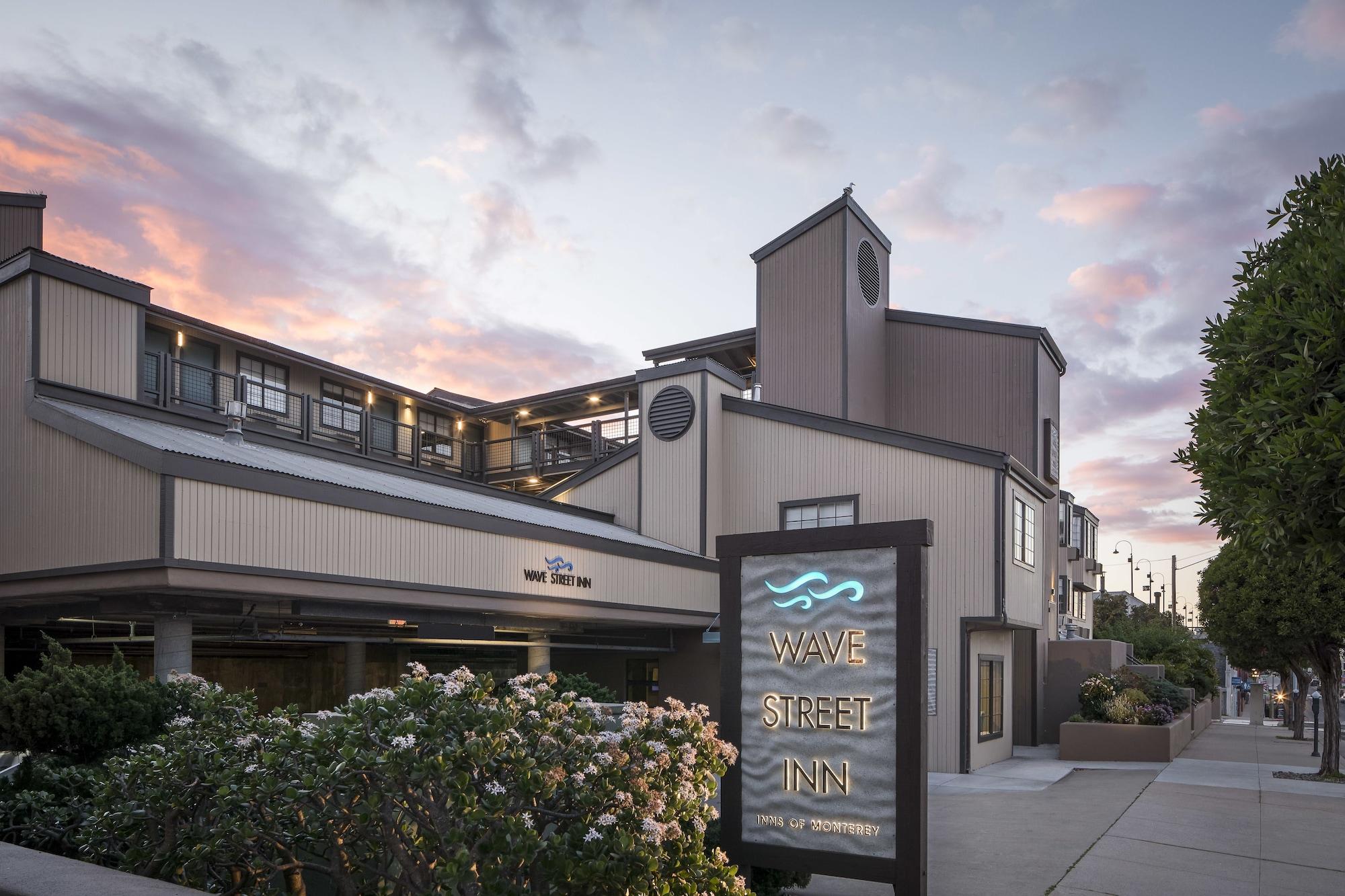 Wave Street 4* Monterey