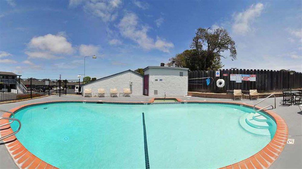 Ramada By Wyndham Hotel 3*