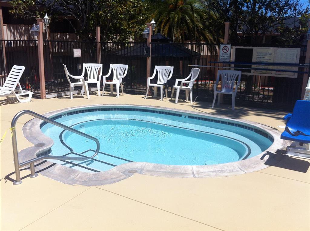 Motel Americas Value Presidents On Munras Monterey