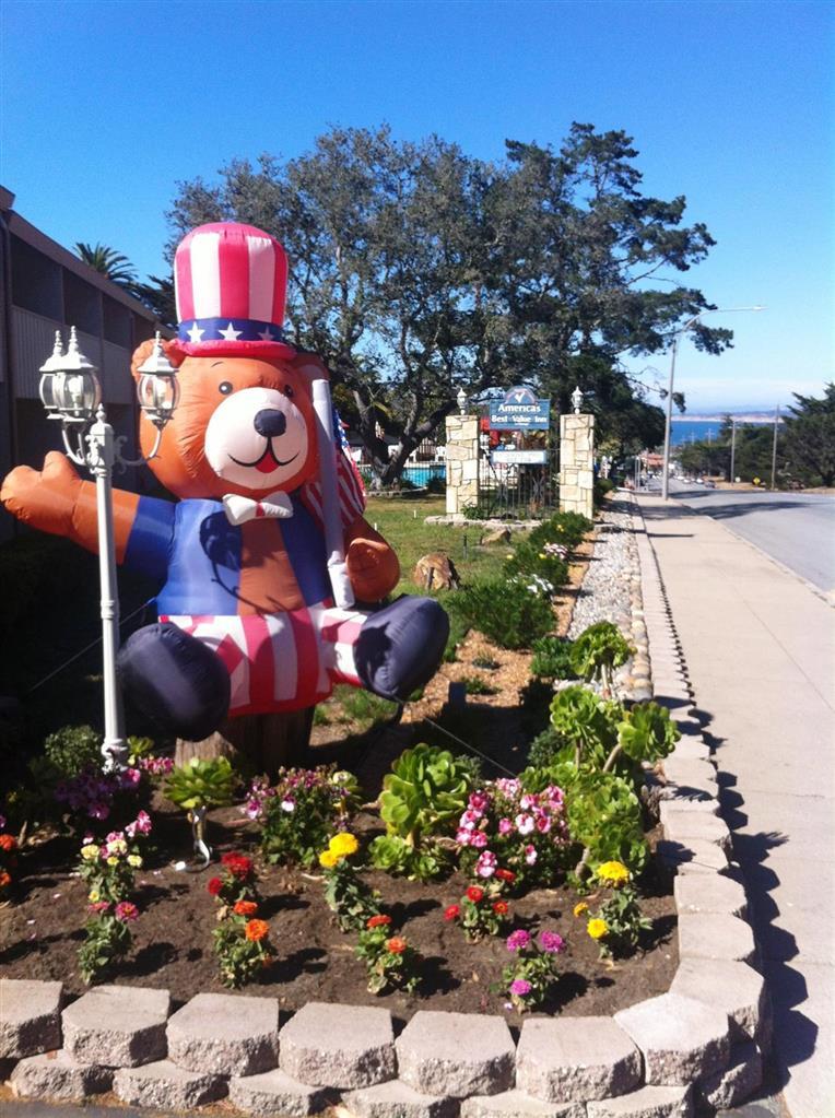 Americas Value Presidents On Munras Monterey