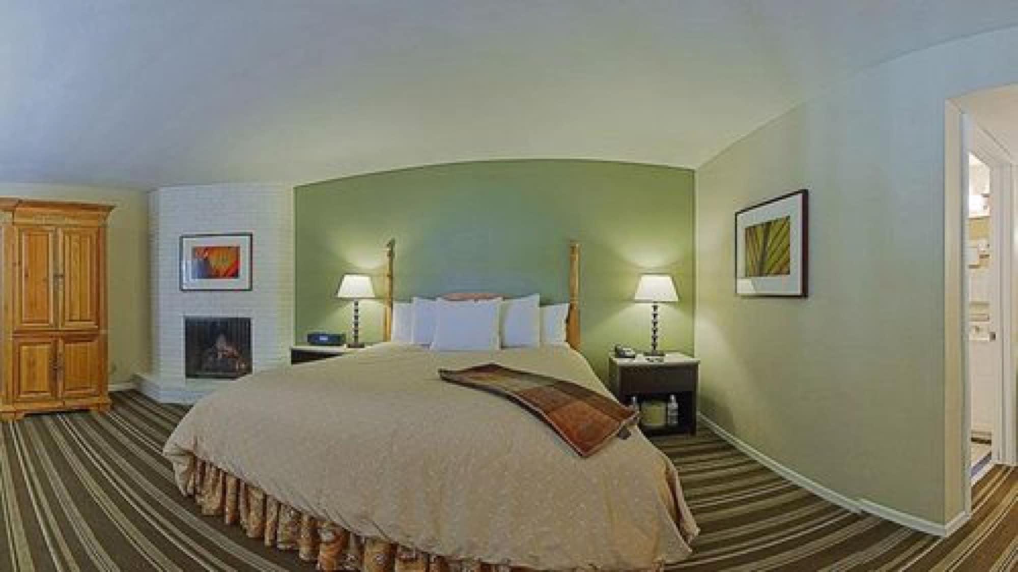 Casa Munras Garden & Resort Monterey