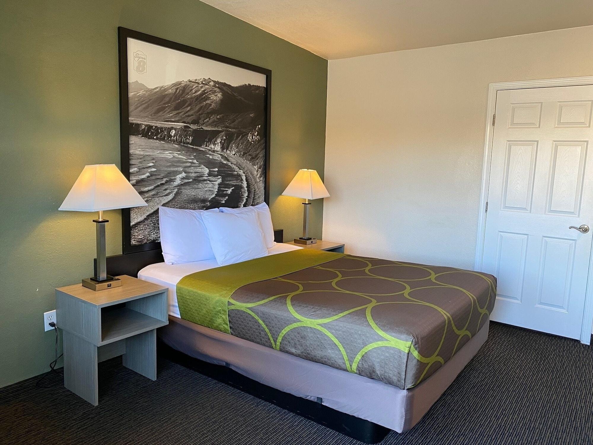 Motel Super 8 By Wyndham 2*