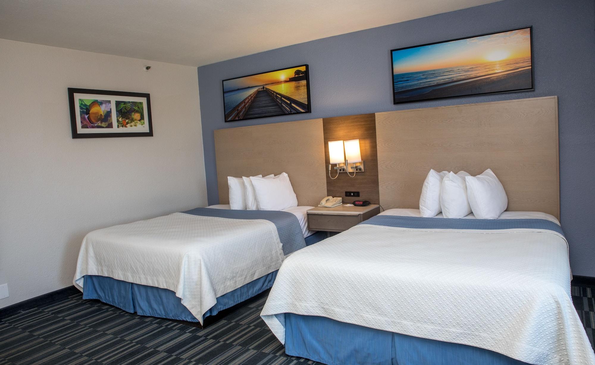 Days By Wyndham Downtown Monterey