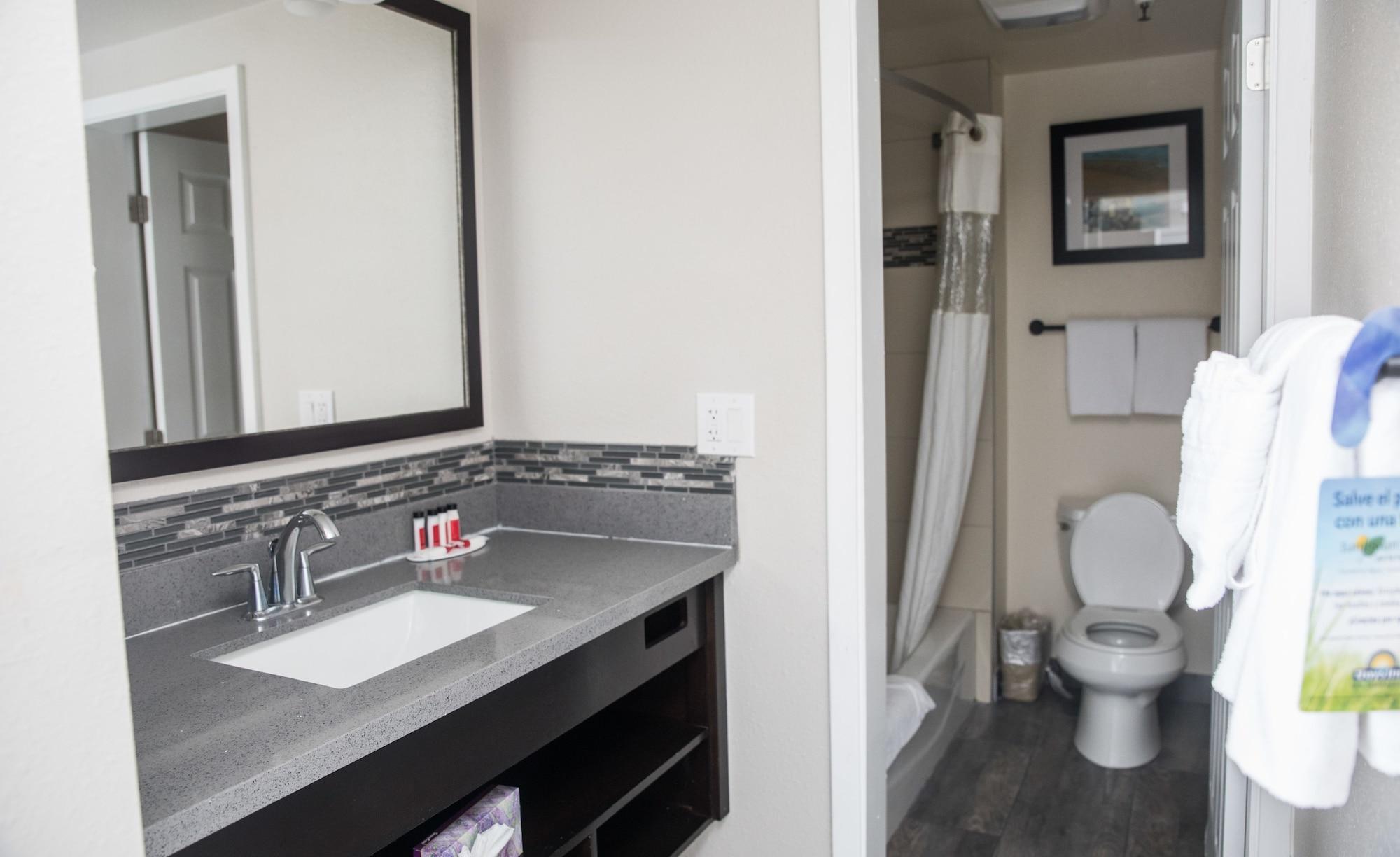 Motel Days By Wyndham Downtown