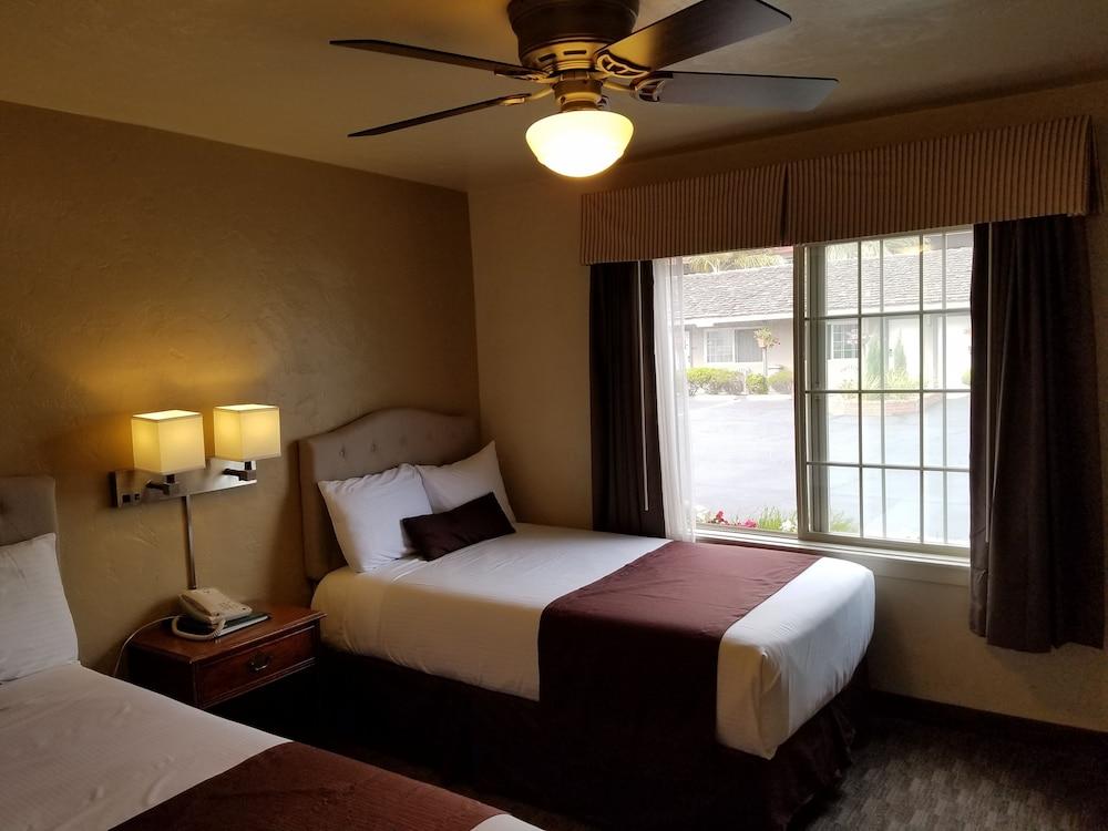Lone Oak 2*