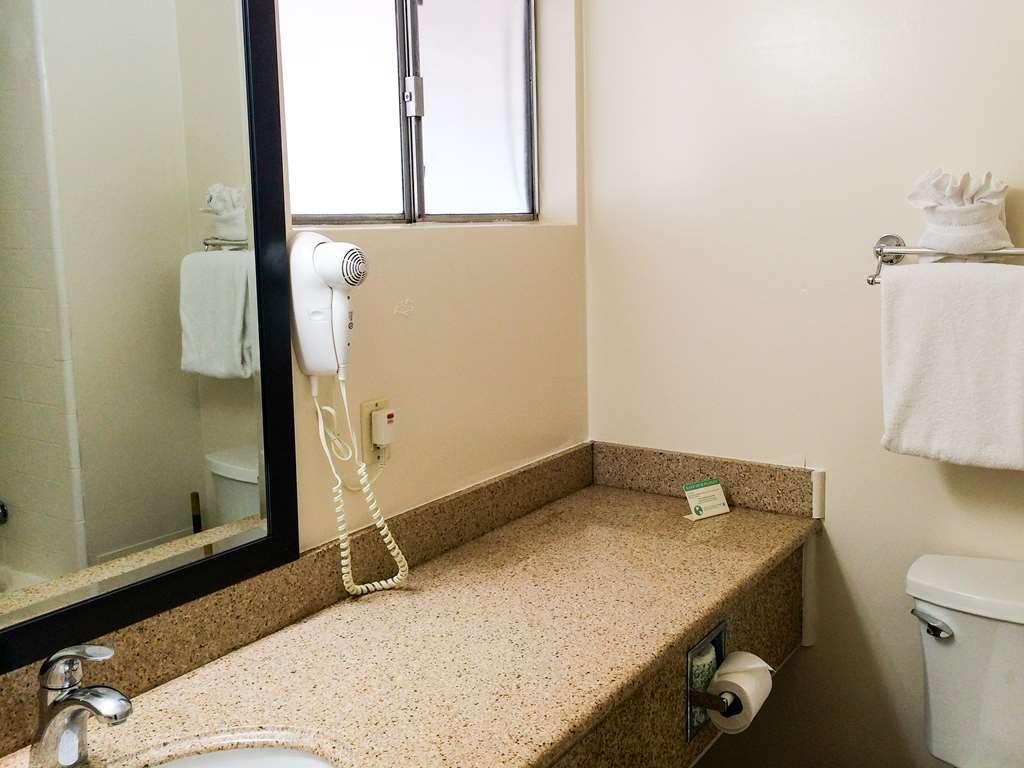 Motel Americas Value Presidents On Munras