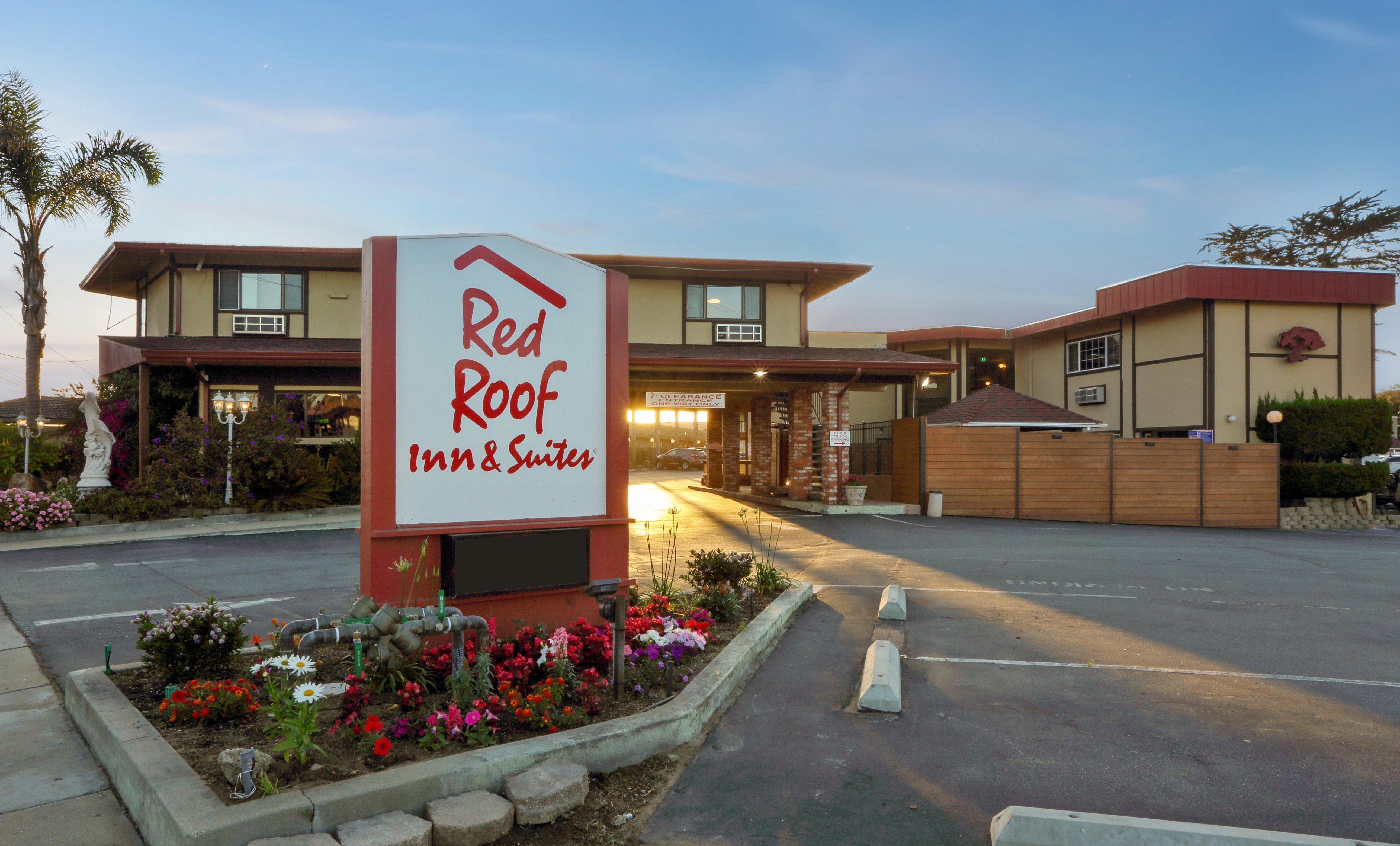Americas Value & Hotel Monterey