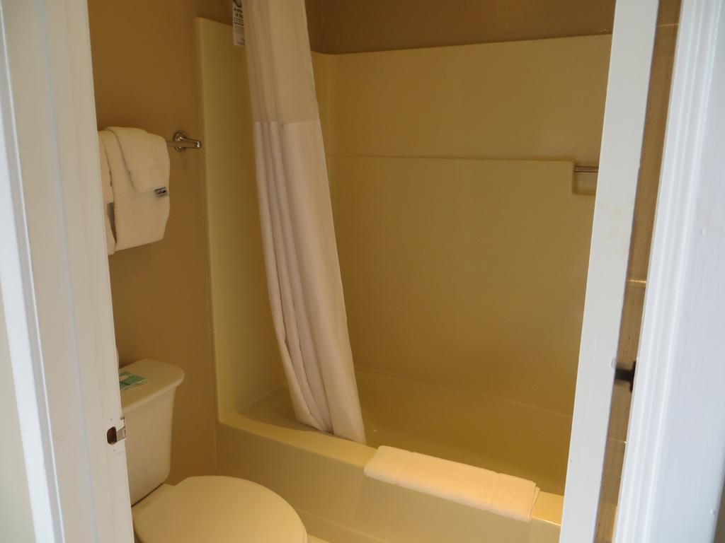 Scottish Fairway Hotel 3*