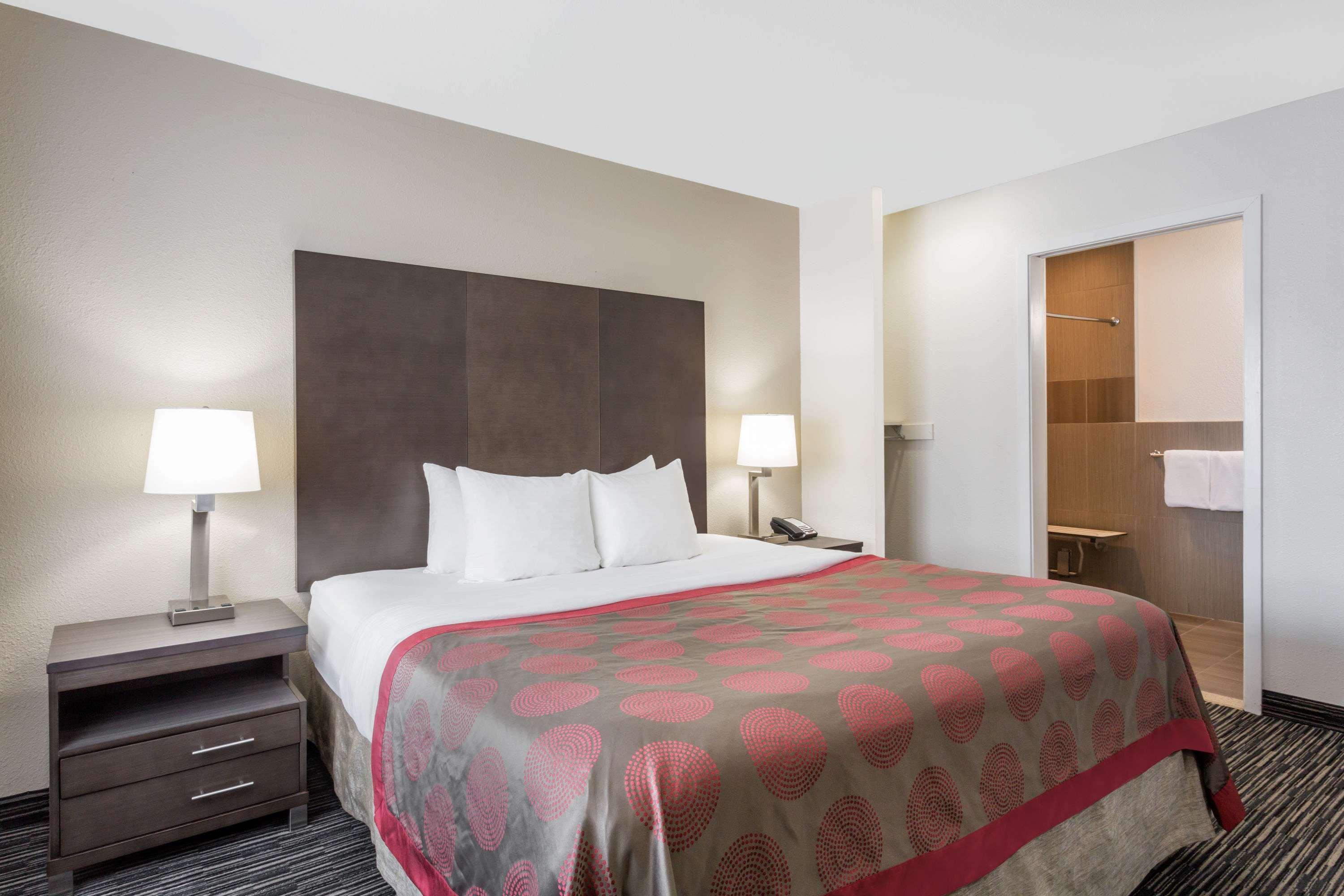 Ramada By Wyndham Monterey