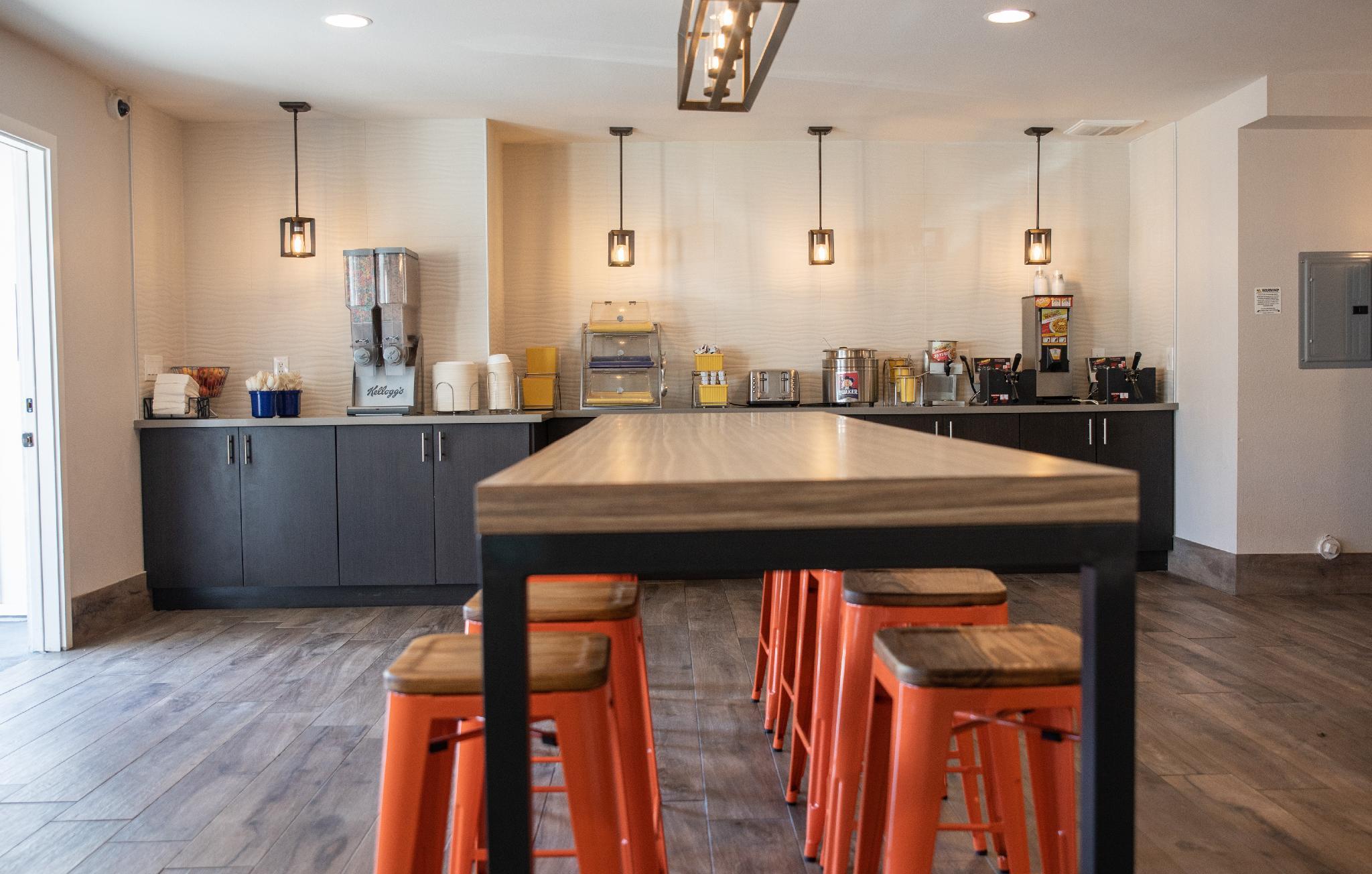 Days By Wyndham Downtown Motel 2*