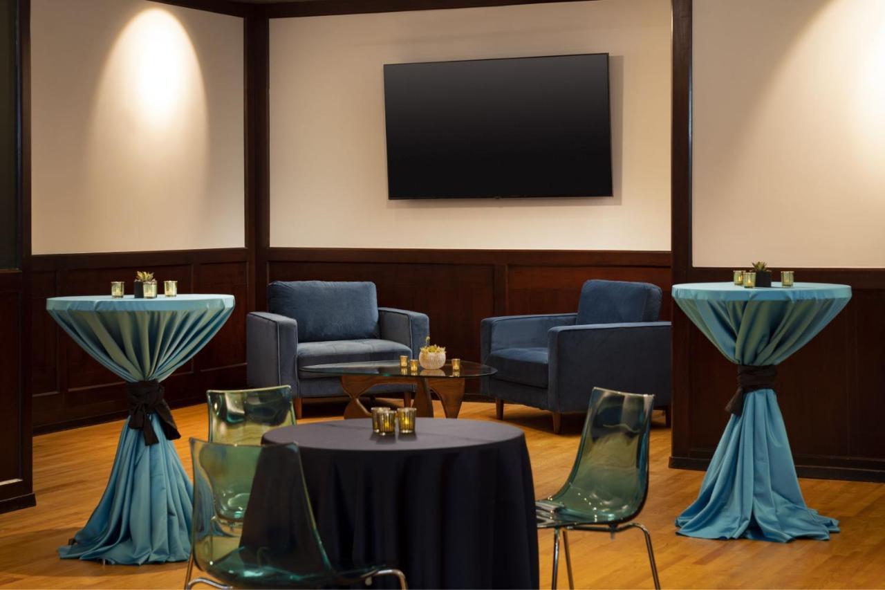 Marriott Monterey
