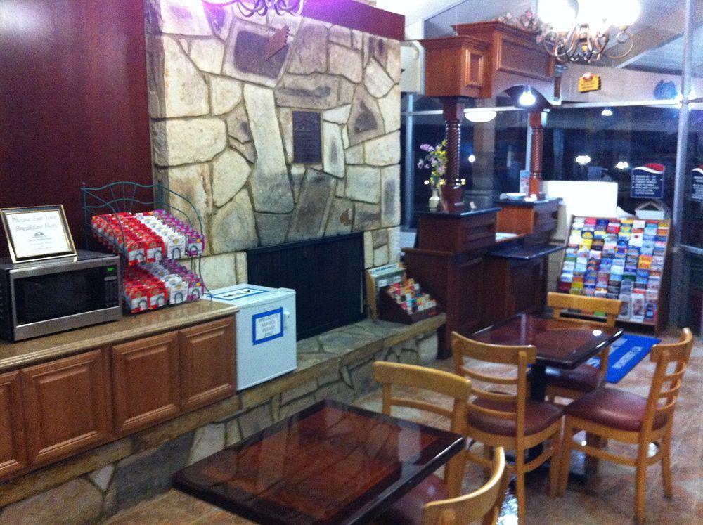 Americas Value Presidents On Munras Motel Monterey