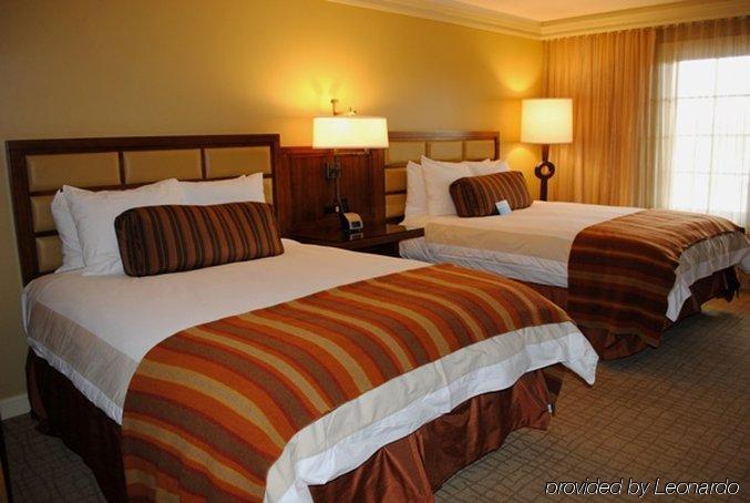 Abrego Hotel 4*