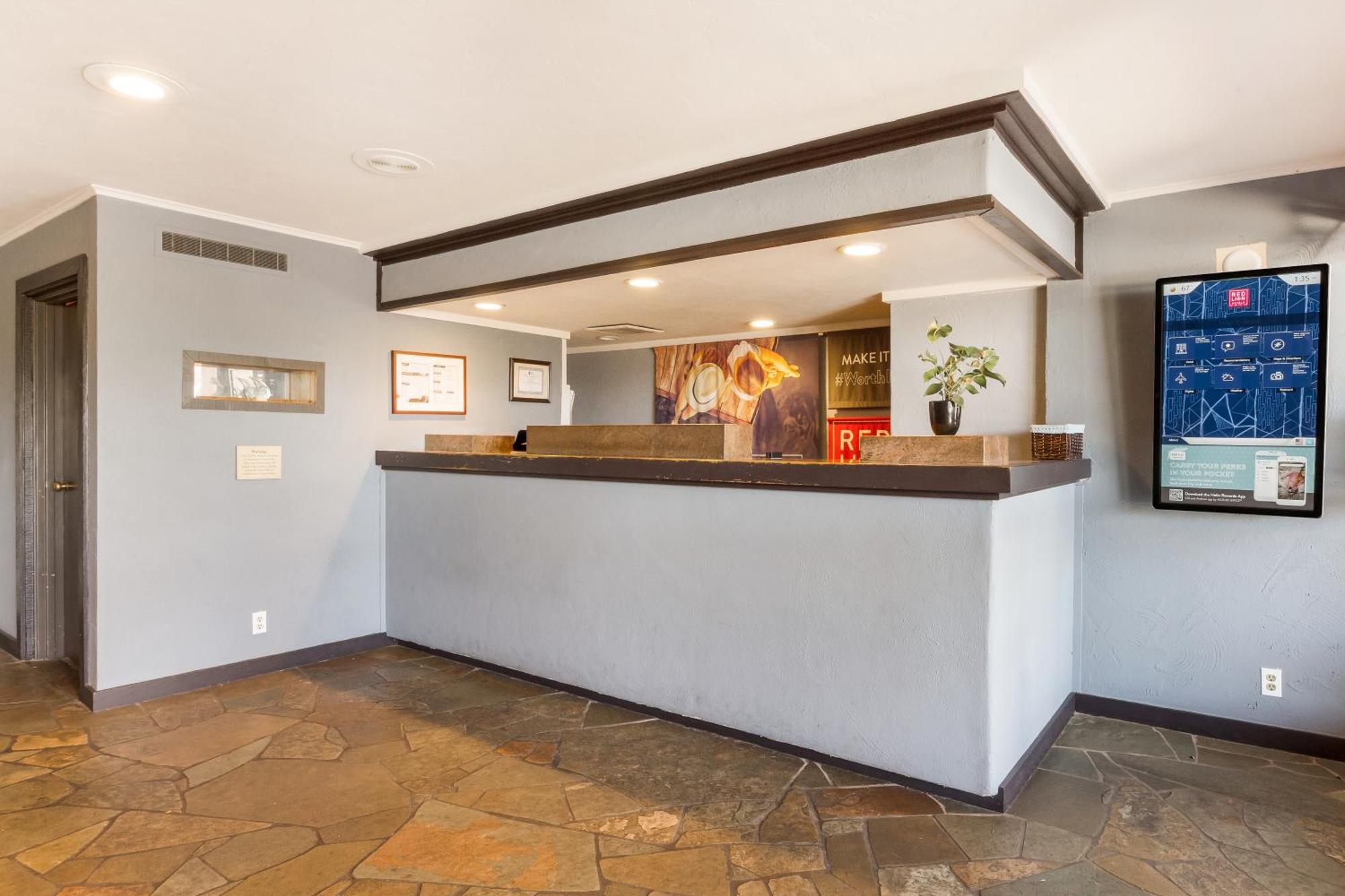 Red Lion Motel 2*