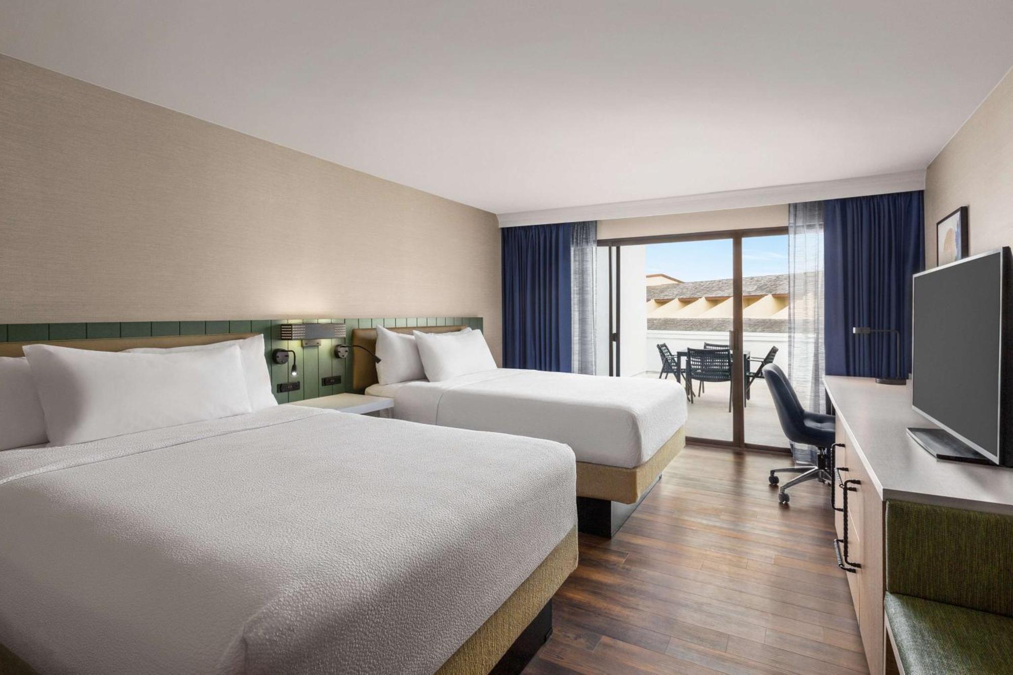 Hilton Garden
