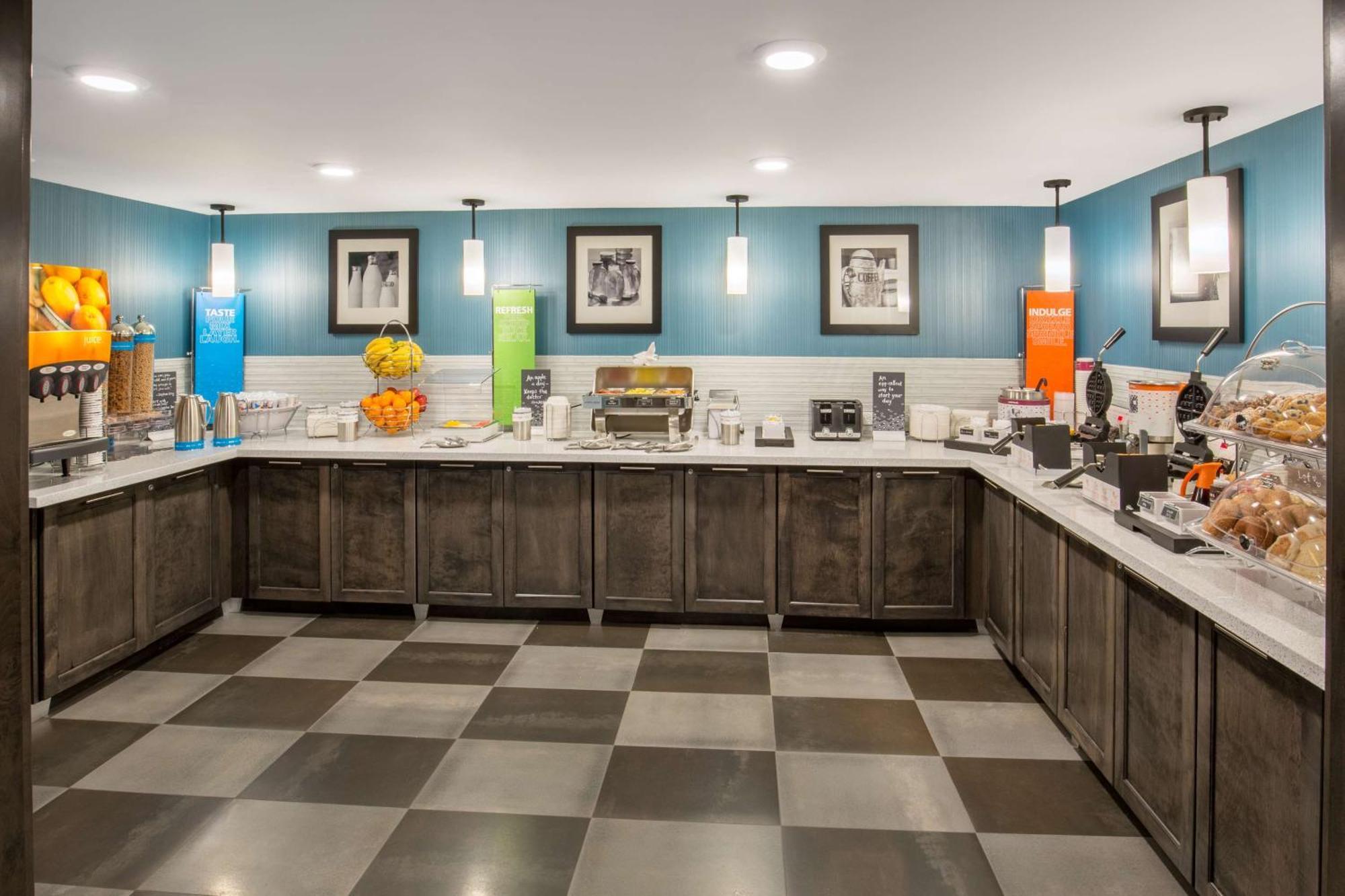Hotel Hampton
