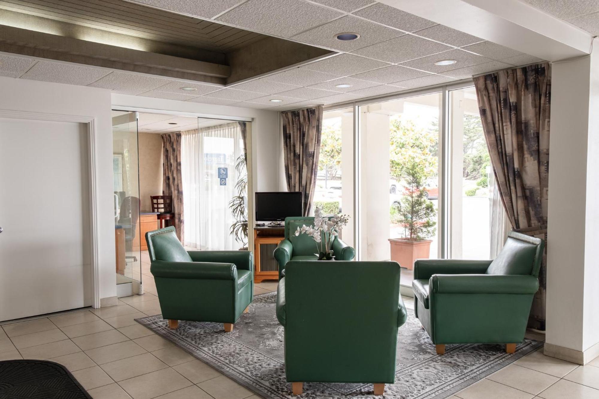 Travelodge By Wyndham Bay Hotel 3*