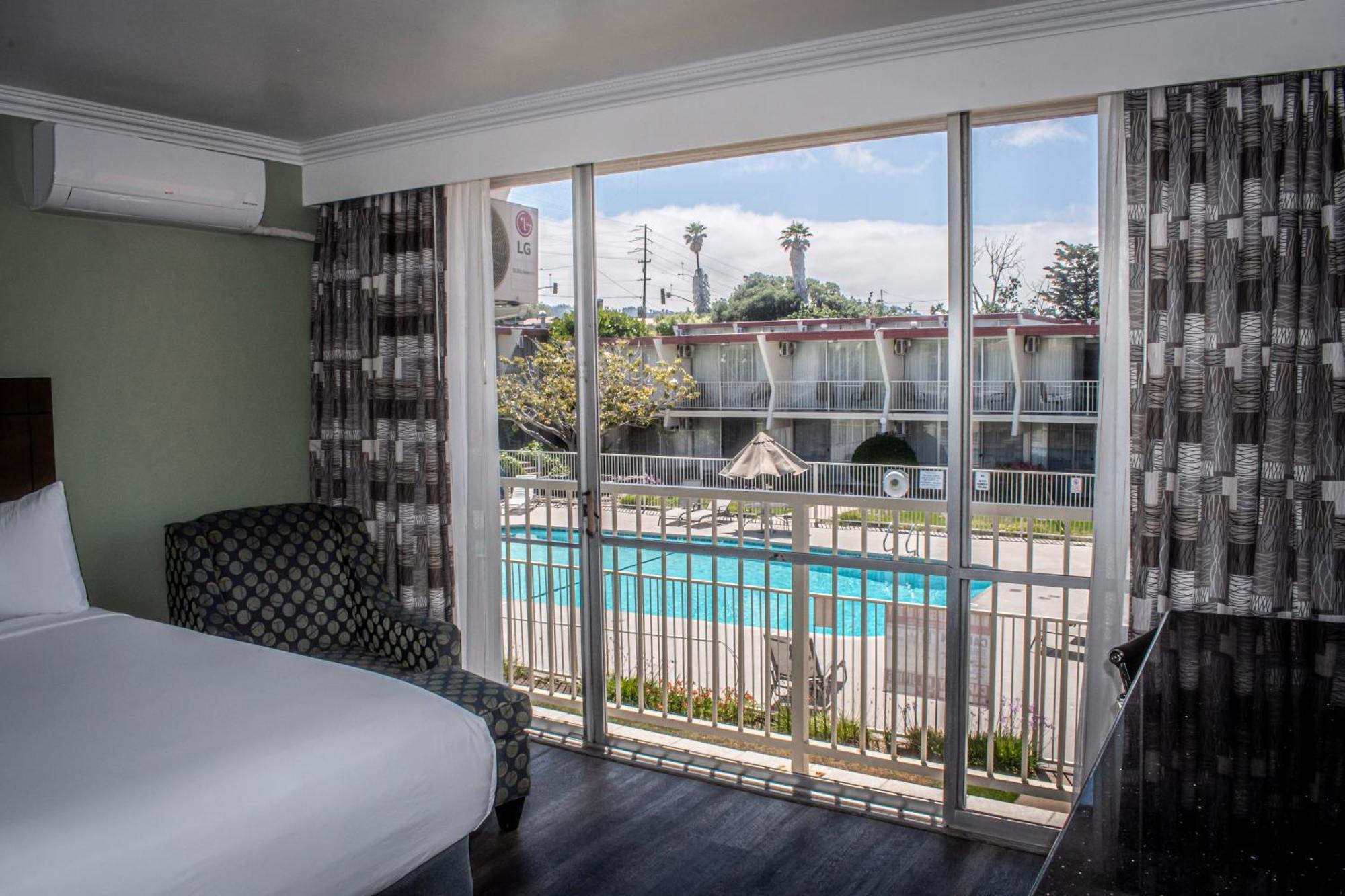 Hotel Travelodge By Wyndham Bay