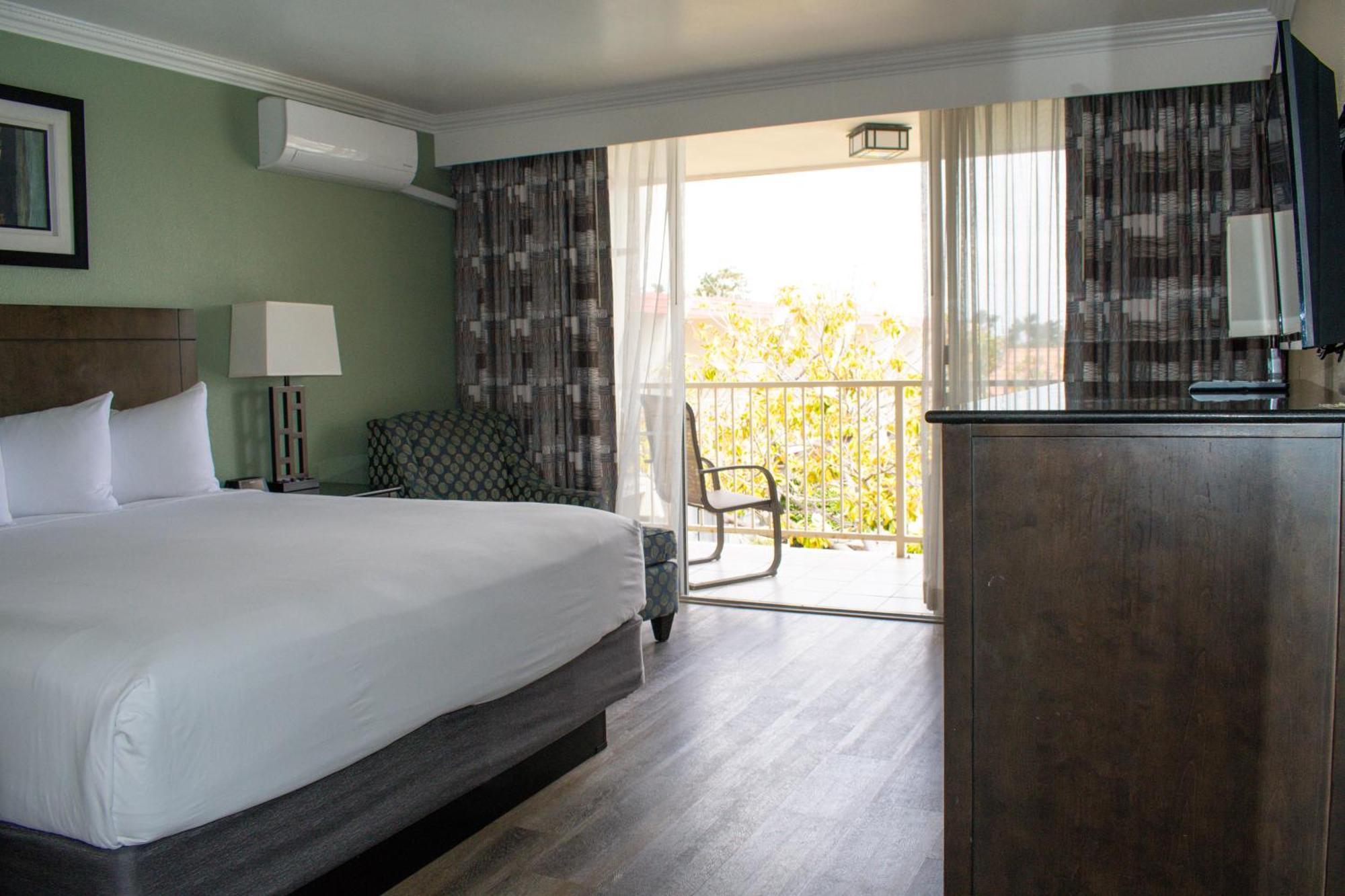 Travelodge By Wyndham Bay Monterey
