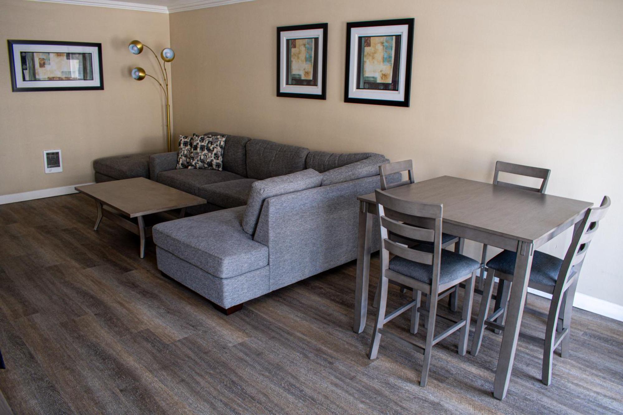 Travelodge By Wyndham Bay Hotel Monterey