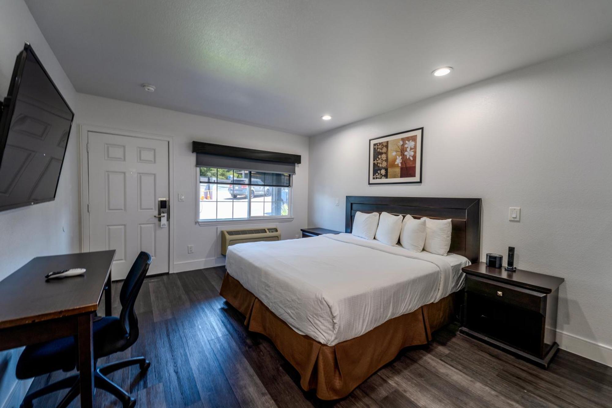 Surf Motel Monterey