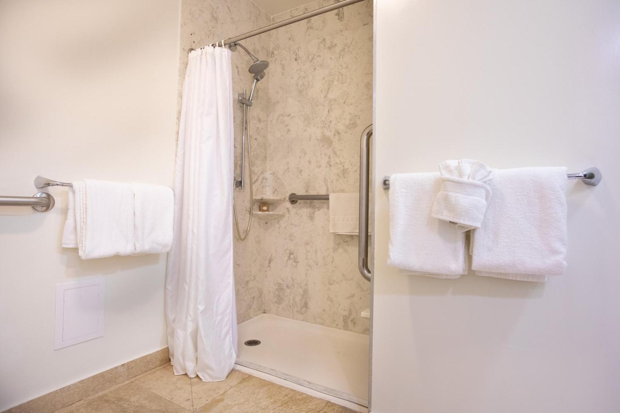 Hotel Munras 2*