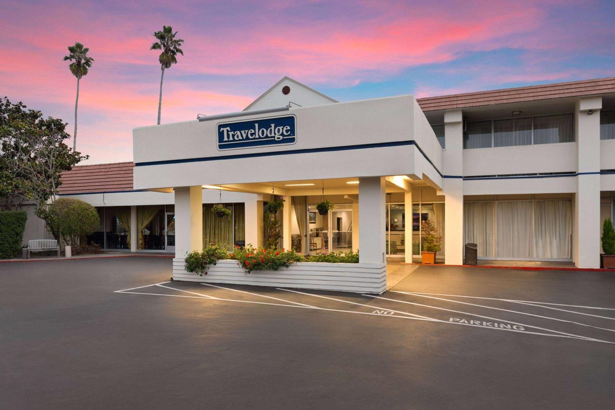 Travelodge By Wyndham Bay 3*