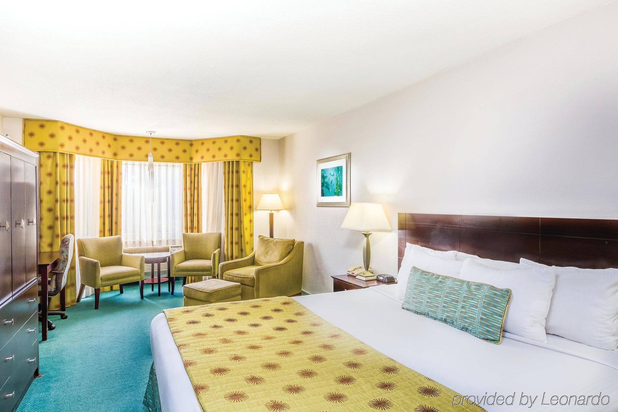 Hotel Hampton