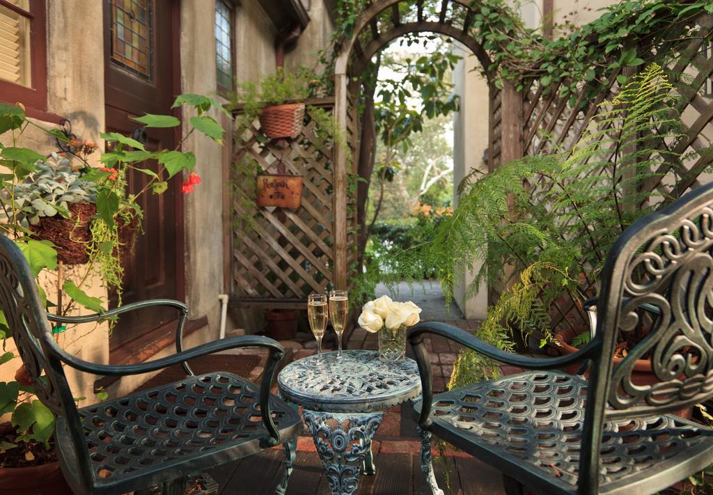 Old Bed & Breakfast