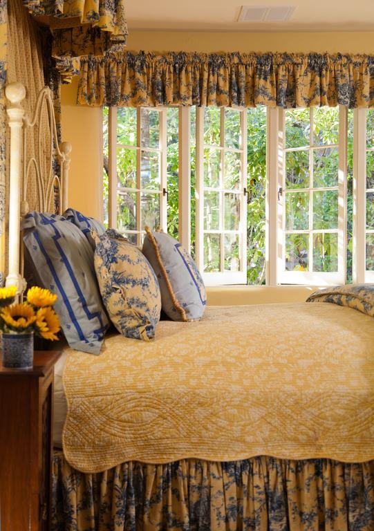 Old Bed & Breakfast