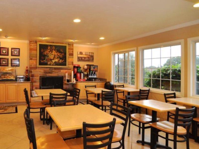 Ramada By Wyndham