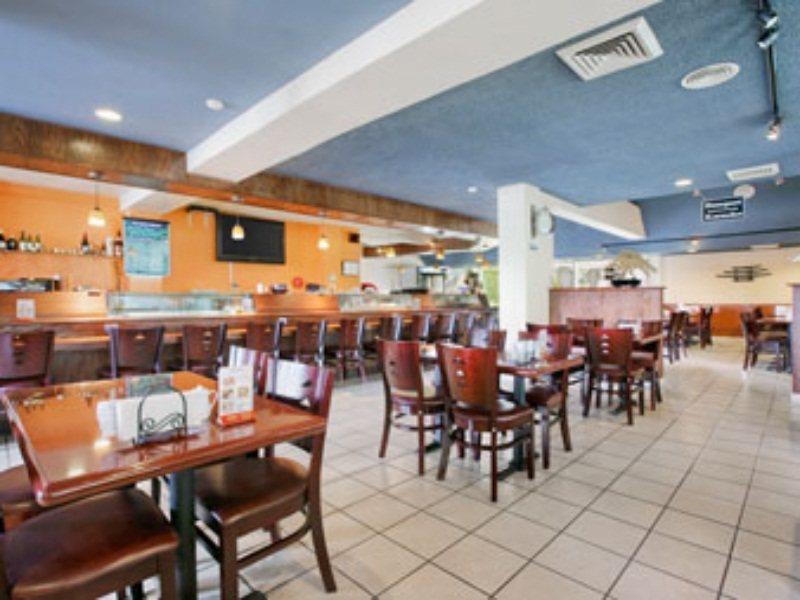 Travelodge By Wyndham Bay Hotel