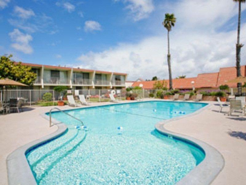 Travelodge By Wyndham Bay Hotel 3*