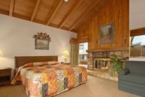 Hotel Howard Johnson Monterey