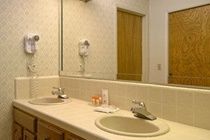 Howard Johnson Hotel Monterey