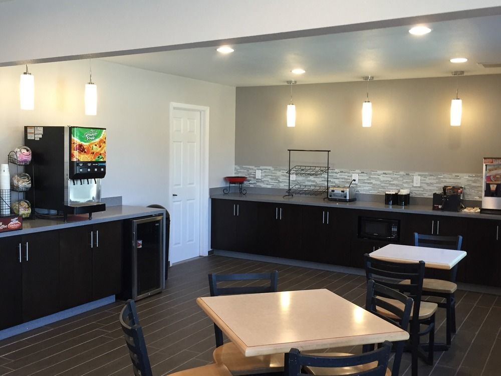 Ramada By Wyndham Hotel 3*
