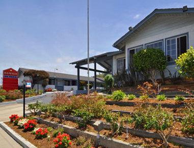 Ramada By Wyndham 3* Monterey
