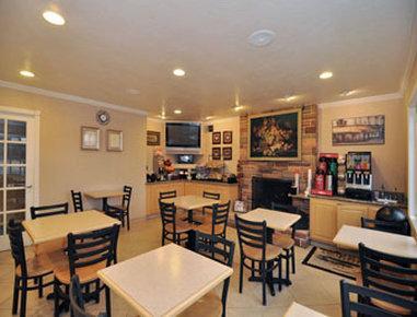 Ramada By Wyndham 3*