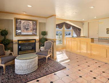 Days By Wyndham Downtown 2* Monterey