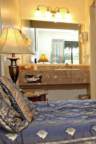 Motel Oceanside 2*