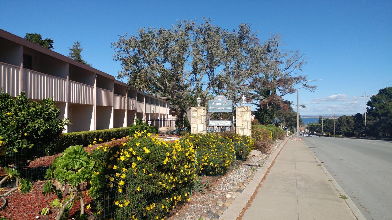 Americas Value Presidents On Munras Motel