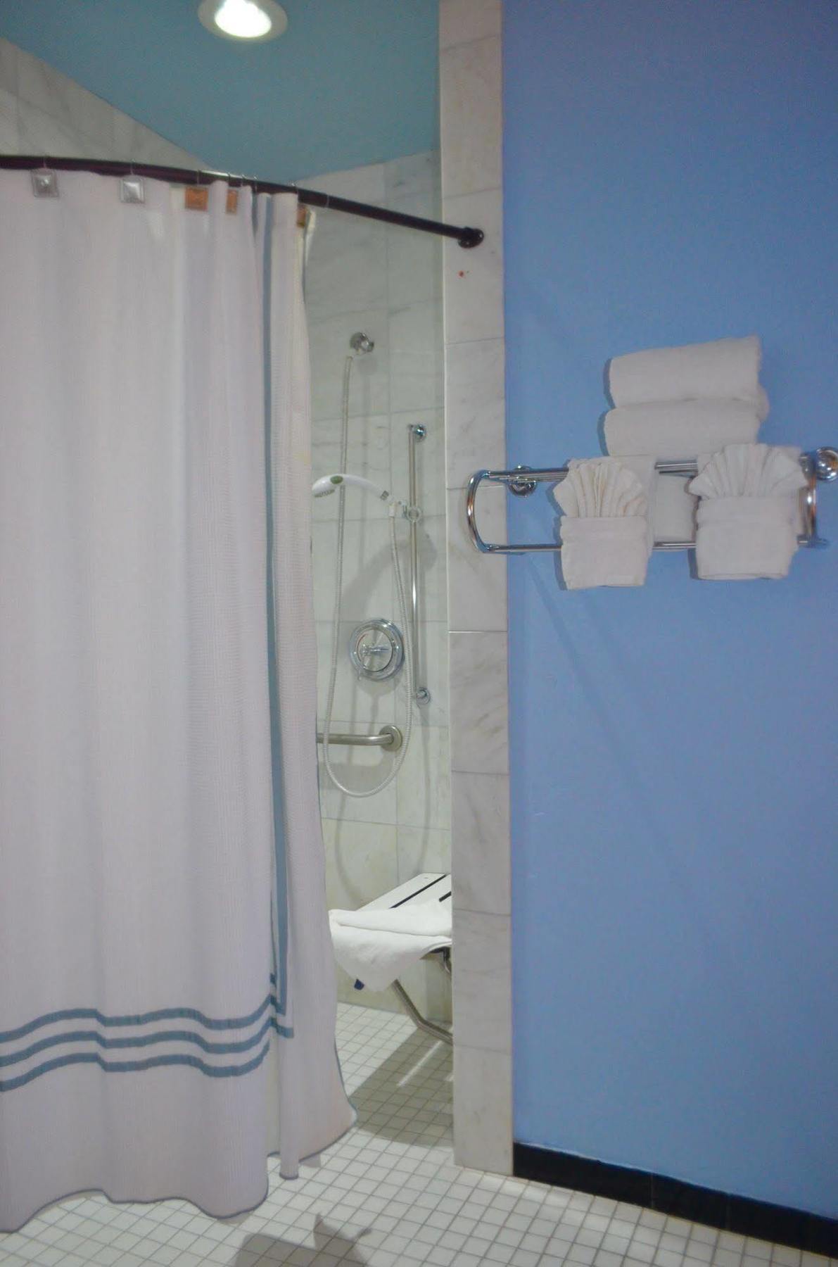 Inn 1110 (adults Only) Monterey