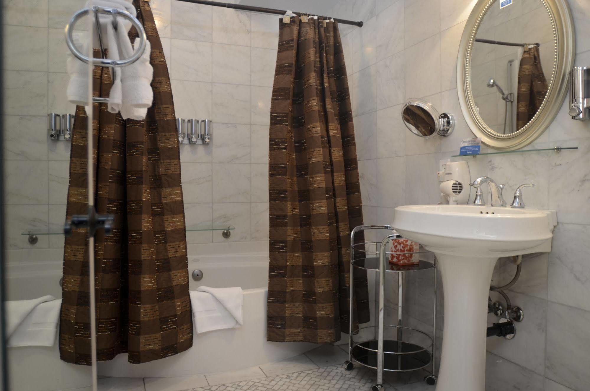 Inn 1110 (adults Only) 4*