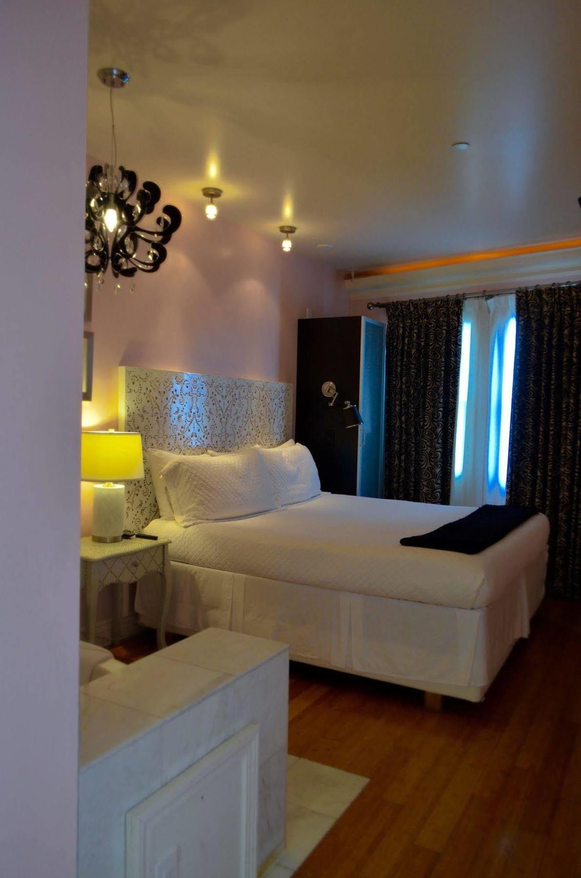 1110 (adults Only) Inn 4*