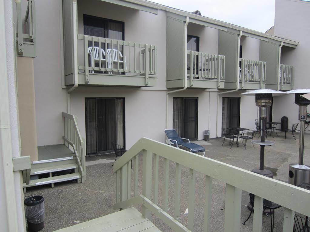 Cannery Row Hotel Monterey