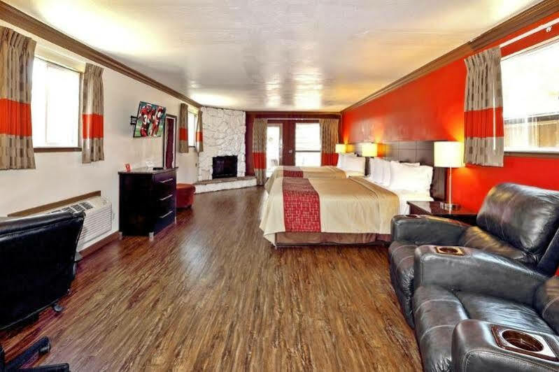 Motel Red Roof &