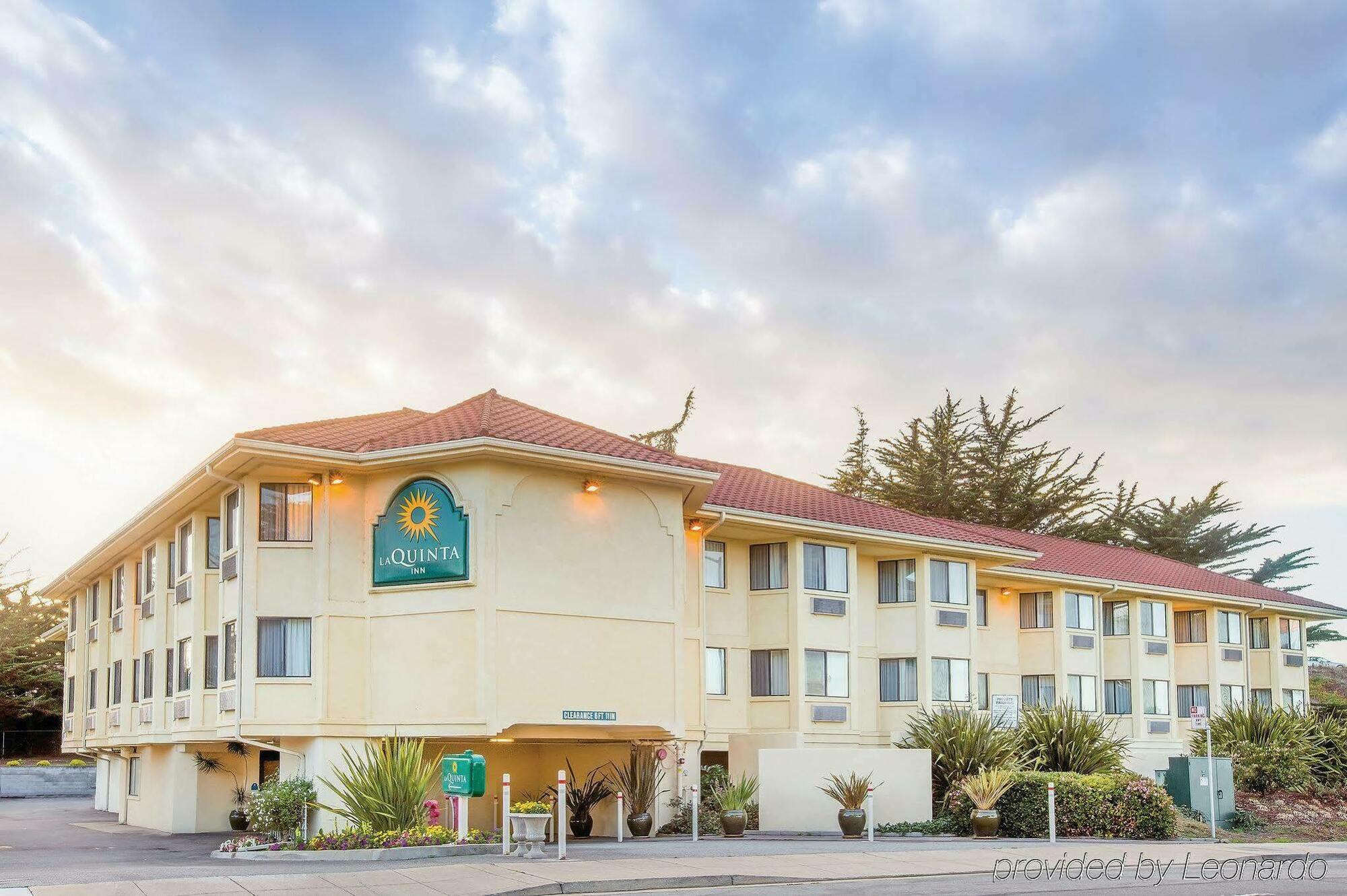 Hampton 3* Monterey