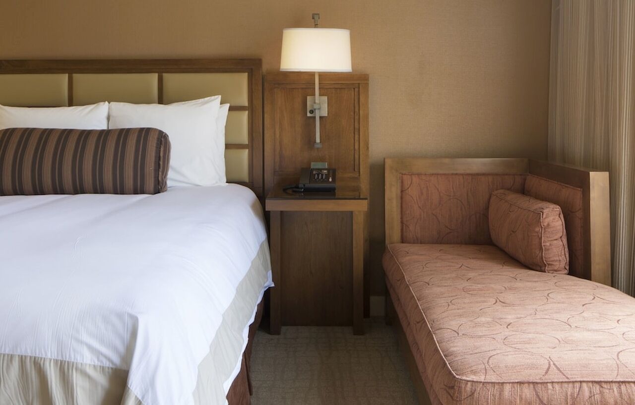 Abrego 4* Monterey