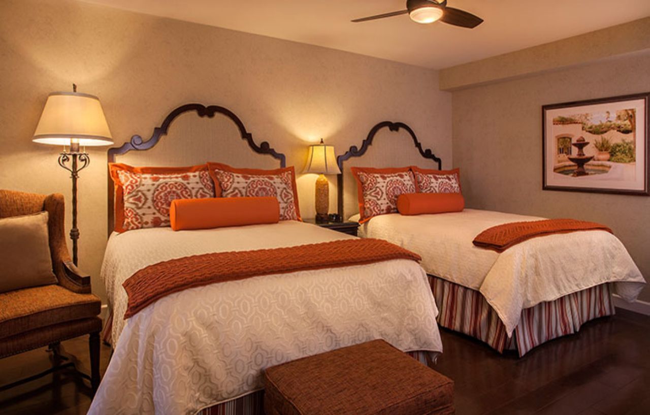 Casa Munras Garden & Resort